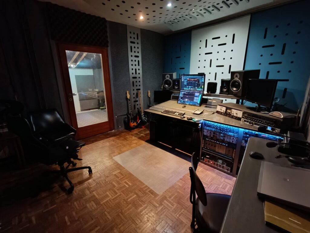 Studio za muzičku industriju, snimanje voice-over, rad na dikciji i govoru za nastup